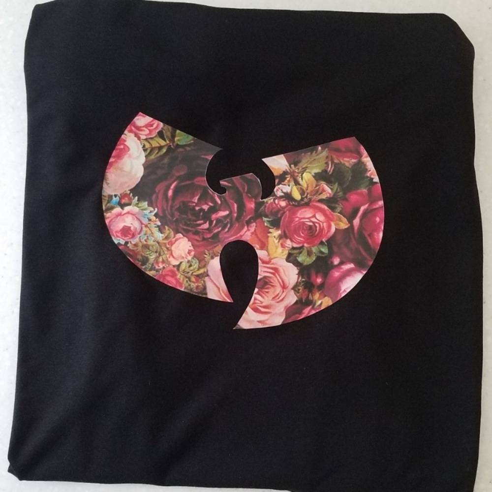 Rose Wu-Tang T Shirt(Unisex)